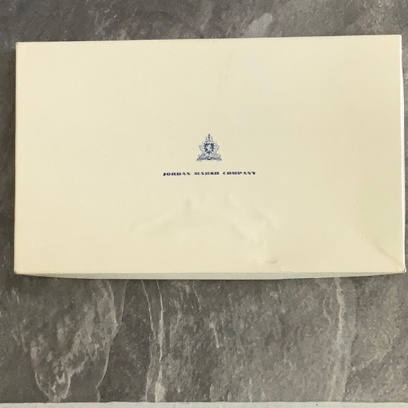 Luxury/Designer Shopping Bags, Boxes, and…. - Picture 5 of 8